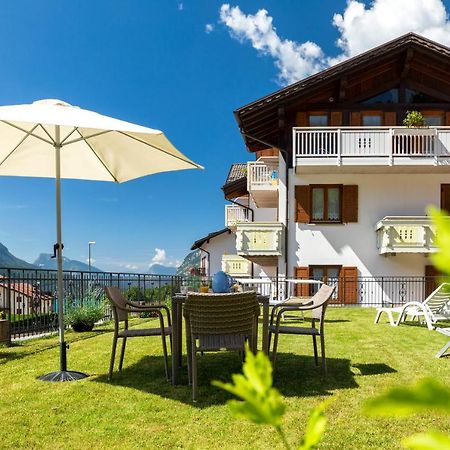 Appartamenti Residenza Pineta โมลเวโน ภายนอก รูปภาพ
