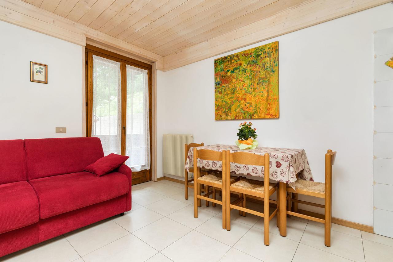 Appartamenti Residenza Pineta โมลเวโน ภายนอก รูปภาพ